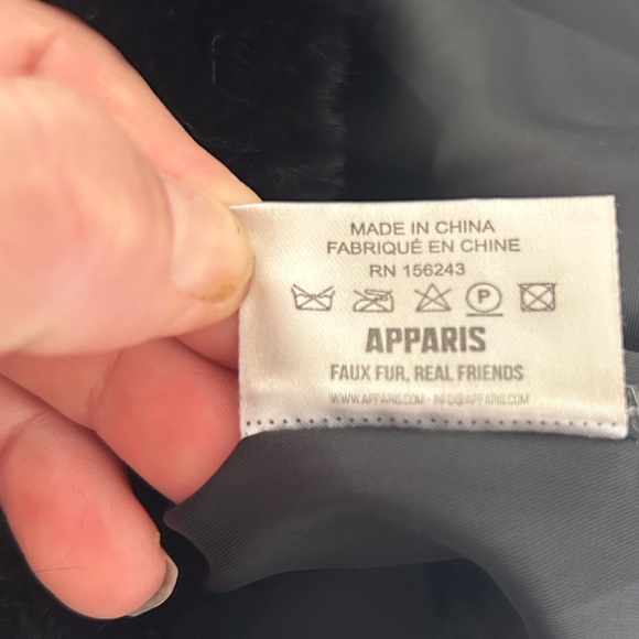 APPARIS Skylar Paneled FauxFur Size Medium Black Teddy Jacket - Picture 15 of 17